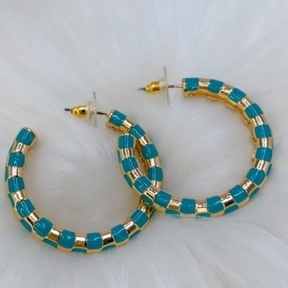 Bloomingdale's Jewelry - NWOT Gold Plated teal blue hoop PIERCED earrings